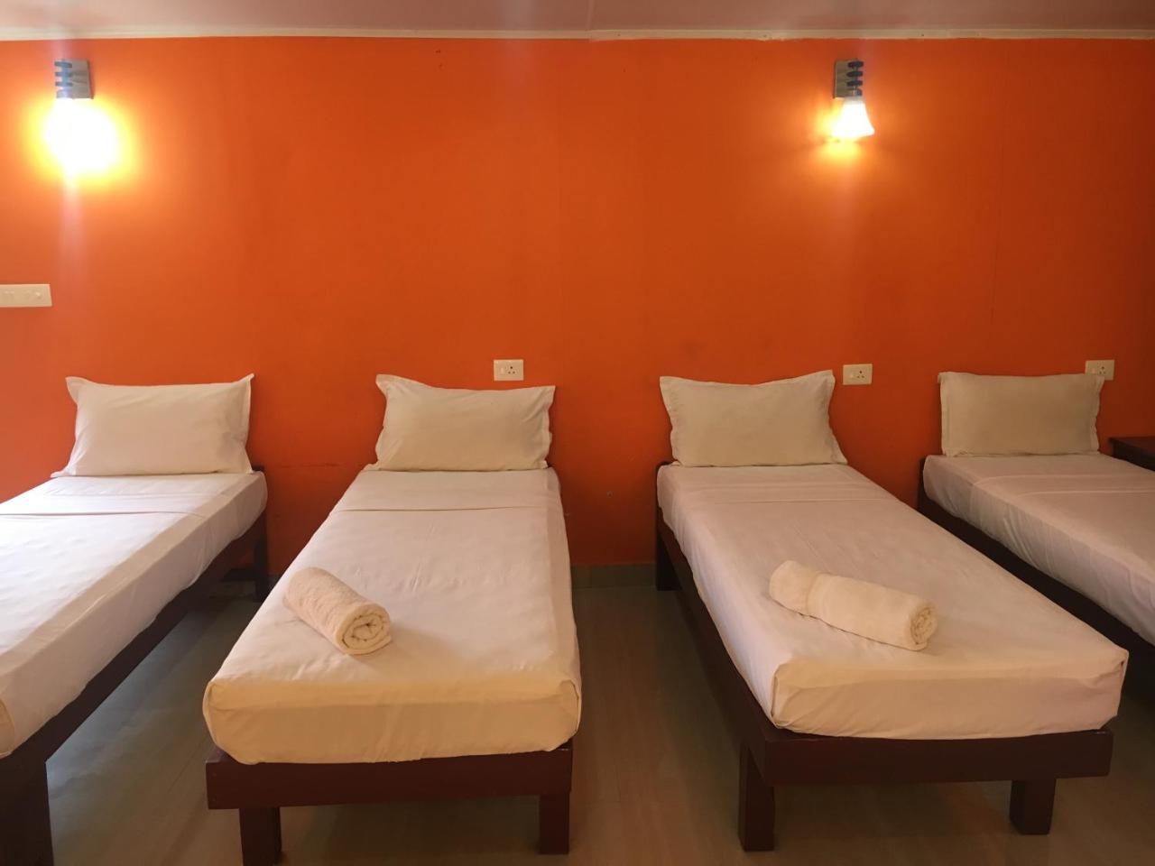 New Kovalam Beach Hotel Eksteriør bilde