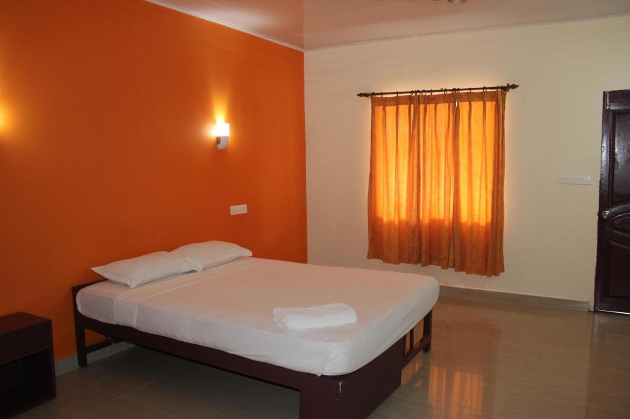 New Kovalam Beach Hotel Eksteriør bilde