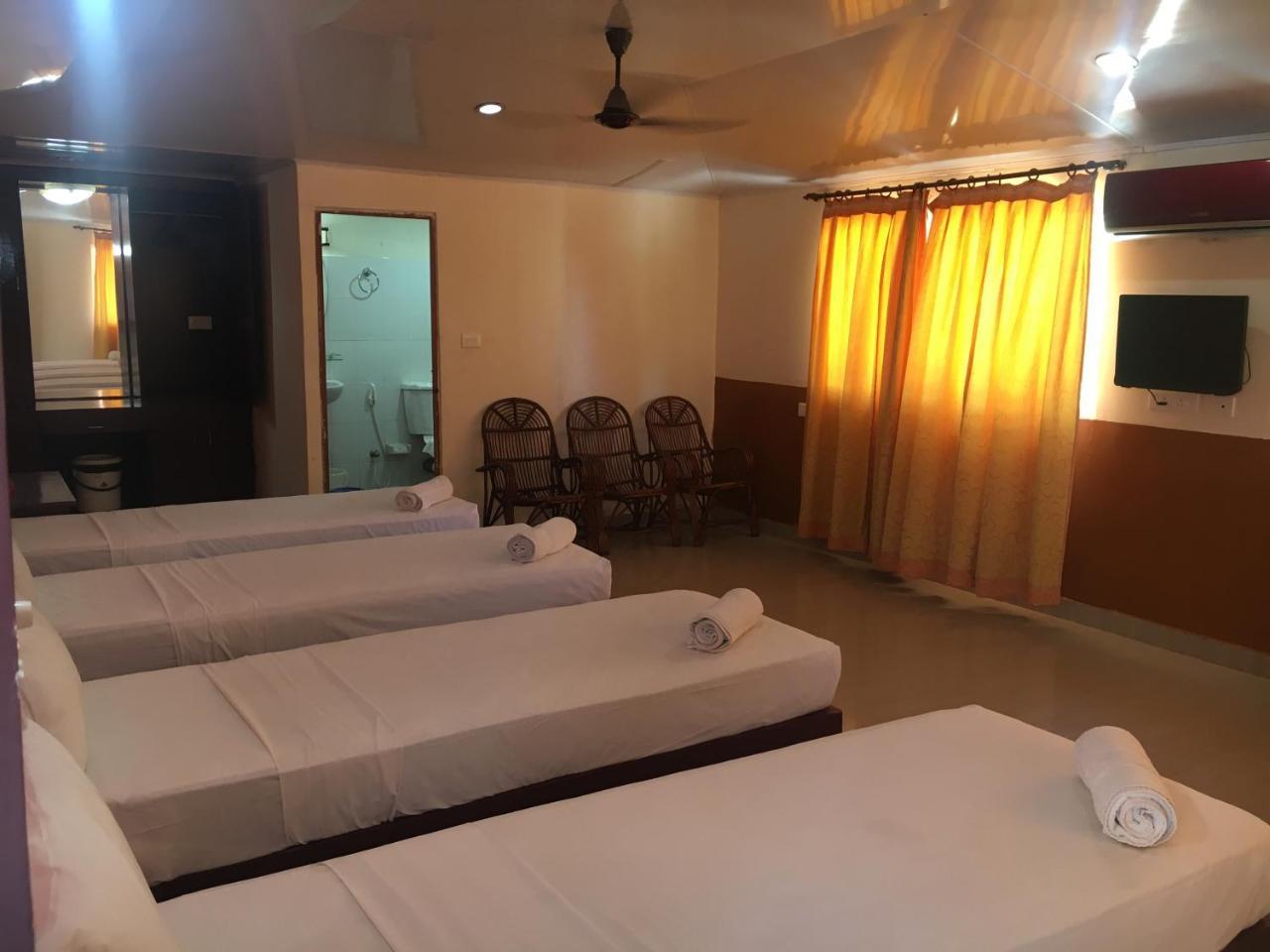 New Kovalam Beach Hotel Eksteriør bilde
